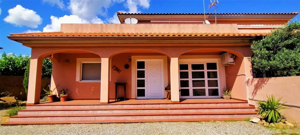 Villa Du Lac Speciale Pour Famille Avec Enfant Riudecanyes Екстериор снимка
